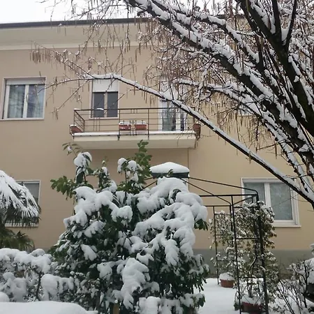 Oda ve Kahvaltı Delle Arti